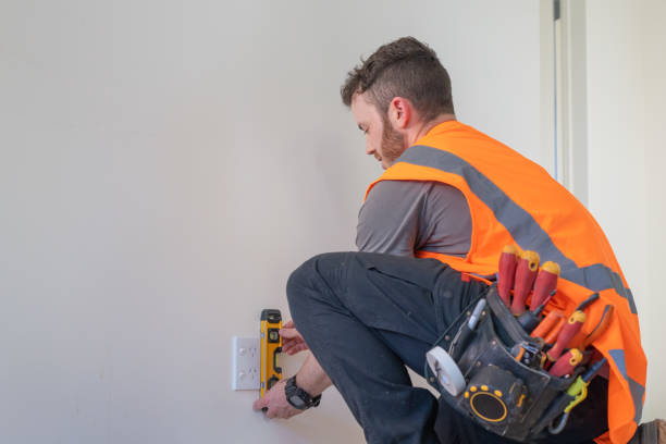 Best Emergency Electrical Repair  in Puyallup, WA